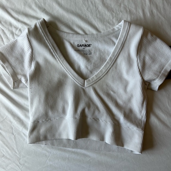 Garage Sonia seamless plunge tee - Picture 1 of 3